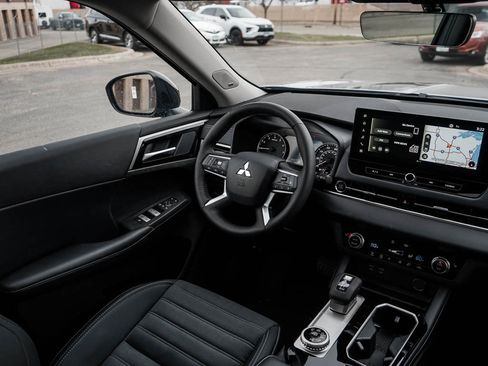 New 2026 Mitsubishi Outlander Trail Edition AWD/4WD image 14