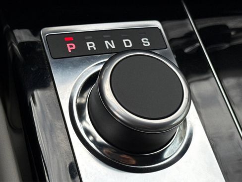 Used 2016 Land Rover Range Rover HSE image 32