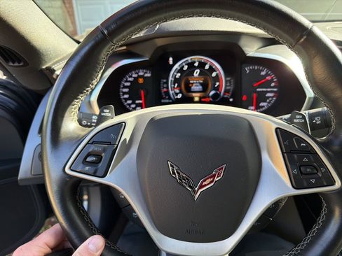 Used 2017 Chevrolet Corvette Stingray Convertible w/ 1LT RWD image 8