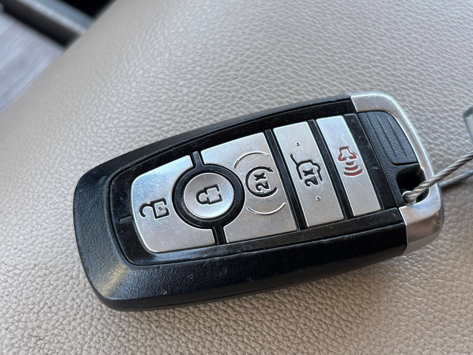 Used 2024 Ford Expedition Limited RWD image 21