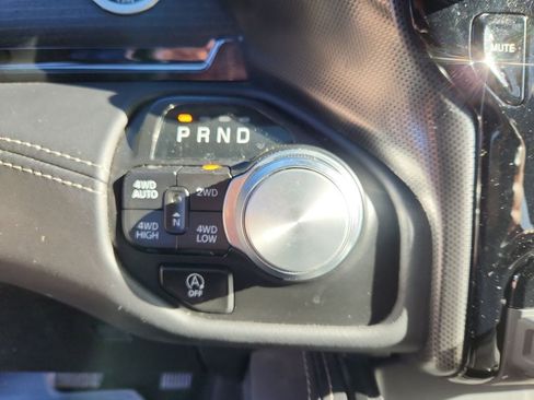 Used 2023 RAM 1500 Limited w/ Trailer Tow Group image 25