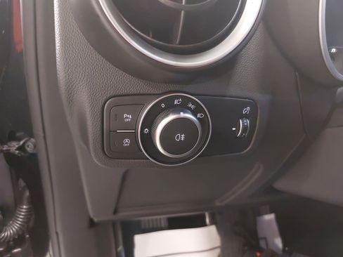 New 2025 Alfa Romeo Stelvio Sprint w/ Convenience Package image 28