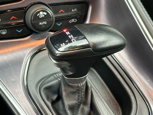 Used 2018 Dodge Challenger SXT image 20