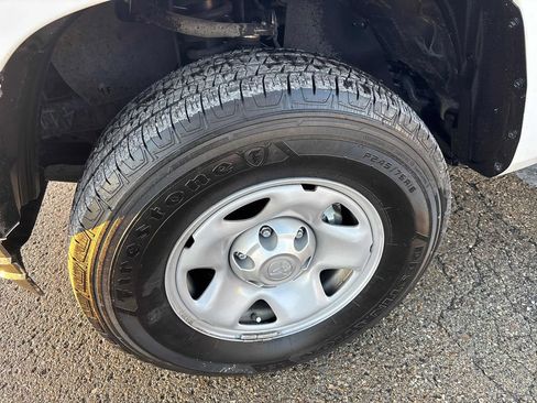 Used 2023 Toyota Tacoma SR w/ SR Convenience Package image 36