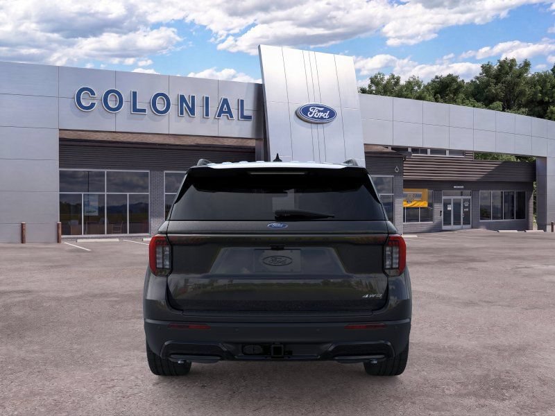 New 2026 Ford Explorer ST-Line w/ ST-Line Street Pack AWD/4WD image 5
