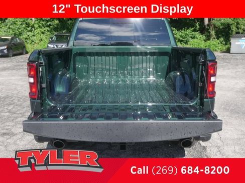 New 2026 RAM 1500 4x4 Crew Cab image 18
