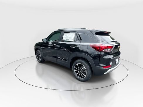 New 2026 Chevrolet TrailBlazer LT w/ LT Cold Weather Package FWD image 6
