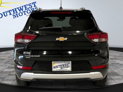 Used 2025 Chevrolet TrailBlazer LT AWD/4WD image 6
