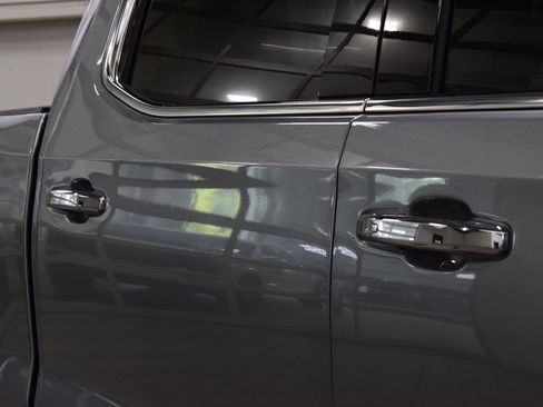 Used 2025 GMC Sierra 1500 Denali w/ Denali Reserve Package AWD/4WD image 19