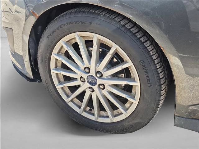 Used 2016 Ford C-MAX SE w/ Cold Weather Package FWD image 11