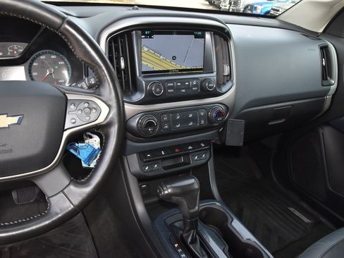 Used 2018 Chevrolet Colorado Z71 image 25