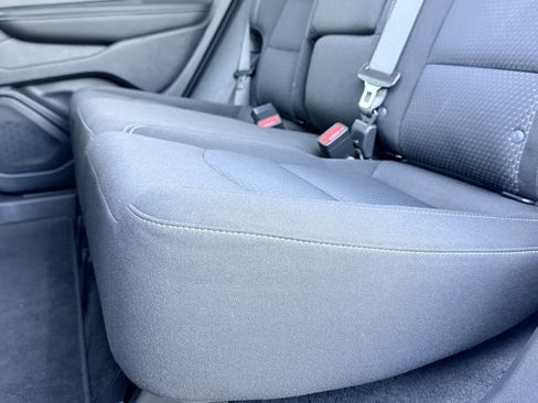 Used 2024 GMC Terrain SLE image 30