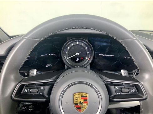 Certified 2022 Porsche 911 Carrera RWD image 11