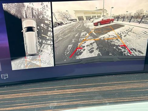 New 2026 Cadillac Escalade ESV Luxury w/ LPO, Radiant Package image 23