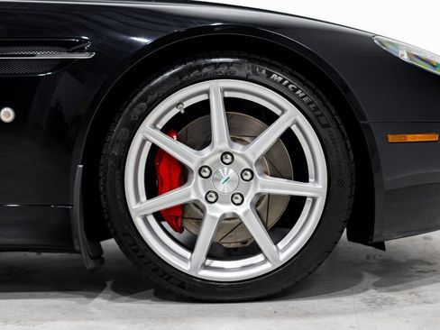Used 2007 Aston Martin V8 Vantage Coupe RWD image 33