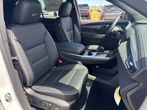 New 2026 Buick Enclave Sport Touring w/ Power Package image 12