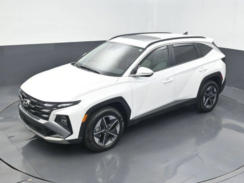 Used 2025 Hyundai Tucson SEL AWD/4WD image 9