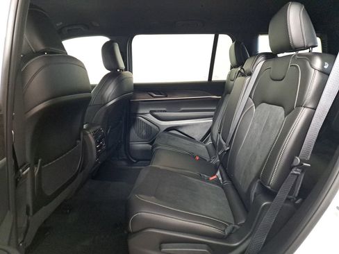 New 2026 Jeep Grand Cherokee L 2WD image 21
