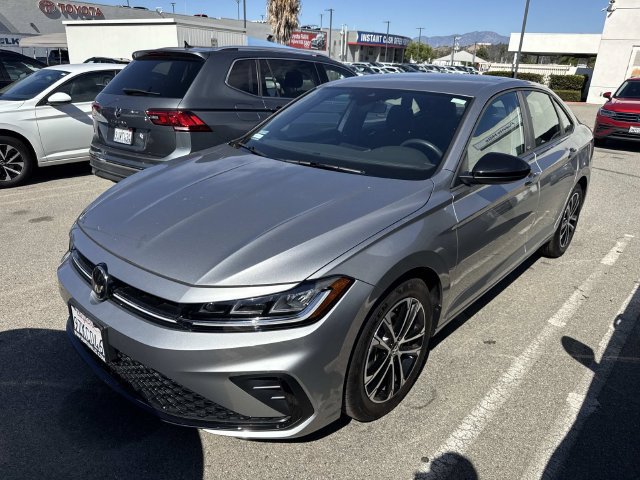 Certified 2026 Volkswagen Jetta Sport FWD image 2