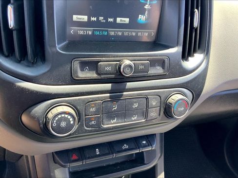 Used 2018 Chevrolet Colorado W/T w/ WT Convenience Package RWD image 30