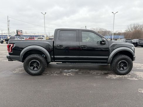 Used 2018 Ford F150 Raptor w/ Equipment Group 802A Luxury image 20