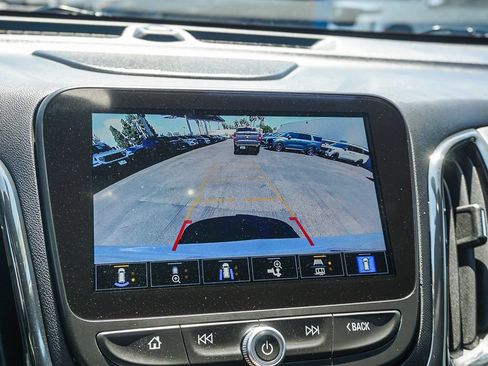 Used 2023 Chevrolet Equinox RS w/ RS Leather Package FWD image 23