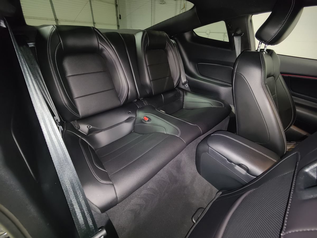 Used 2022 Ford Mustang GT Premium w/ GT Performance Package RWD image 14