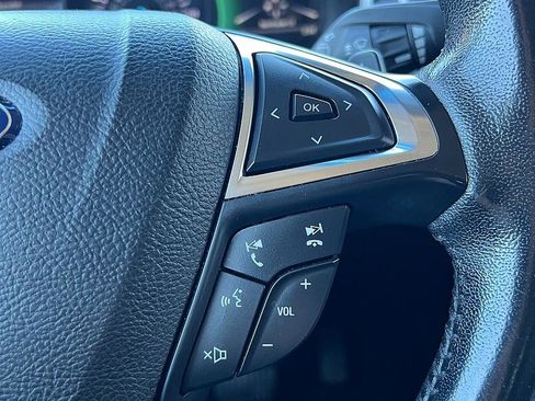 Used 2017 Ford Edge SEL w/ Equipment Group 201A image 22