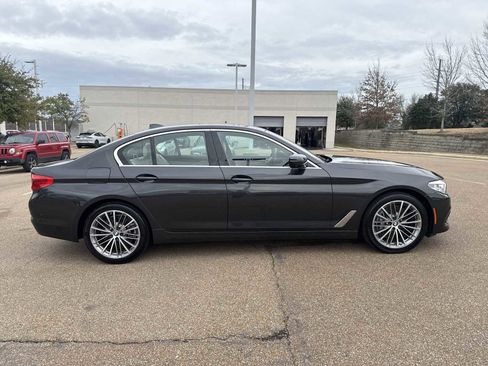 Used 2020 BMW 540i xDrive w/ Premium Package image 7