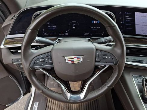 Used 2023 Cadillac Escalade Premium Luxury AWD/4WD image 20
