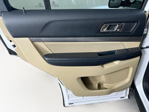 Used 2017 Ford Explorer FWD image 25