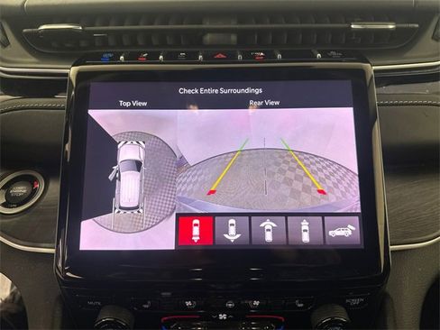 Certified 2022 Jeep Grand Cherokee Limited 4xe w/ Luxury Tech Group II image 29