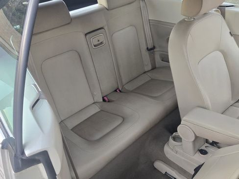 Used 2008 Volkswagen Beetle SE image 13