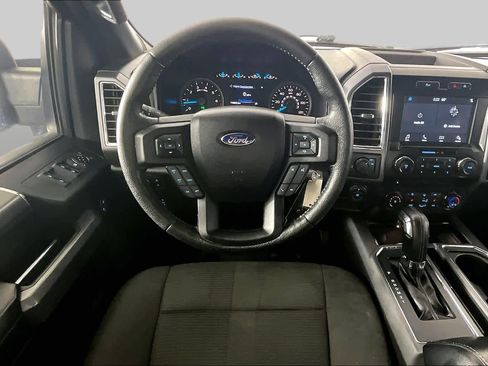 Used 2016 Ford F150 XLT w/ Equipment Group 302A Luxury RWD image 6