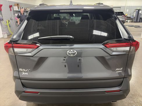 New 2025 Toyota RAV4 XLE image 4