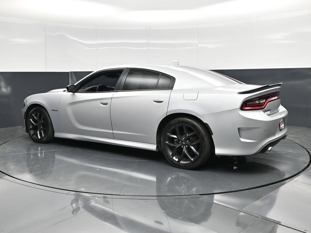 Used 2022 Dodge Charger R/T w/ Blacktop Package RWD image 9