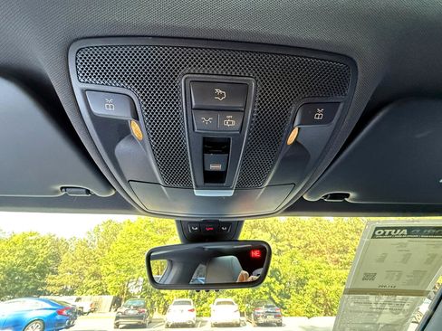 Used 2019 Mercedes-Benz CLA 250 CLA250 4MATIC w/ Premium Package image 28