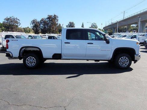 Used 2026 Chevrolet Silverado 2500 W/T w/ WT Convenience Package AWD/4WD image 9