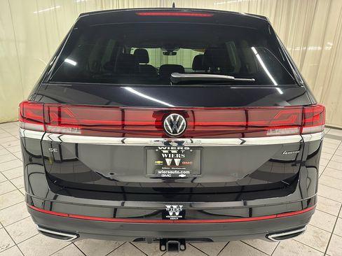 Used 2025 Volkswagen Atlas SE image 6