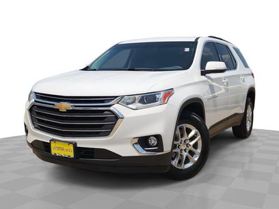 Used 2021 Chevrolet Traverse LT