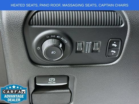Used 2023 Jeep Grand Wagoneer 4WD image 10