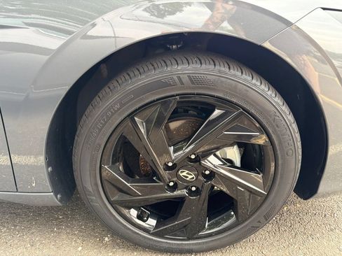 Certified 2026 Hyundai Elantra Sport FWD image 8