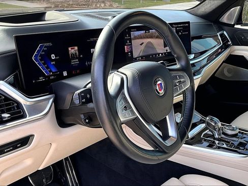 Used 2024 BMW ALPINA XB7 image 18