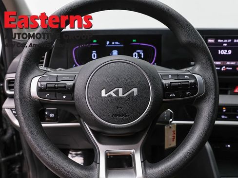 Used 2024 Kia Sportage LX AWD/4WD image 10