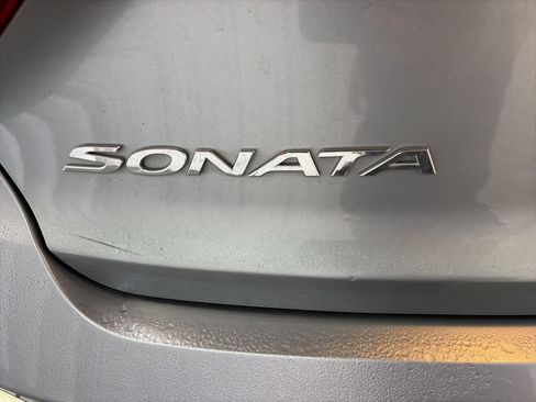 Used 2015 Hyundai Sonata SE w/ Option Group 09 image 11