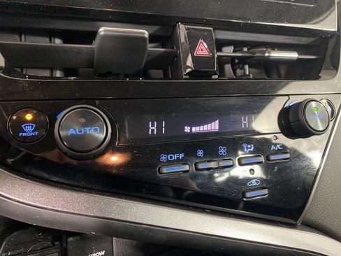 Used 2024 Toyota Camry LE image 8