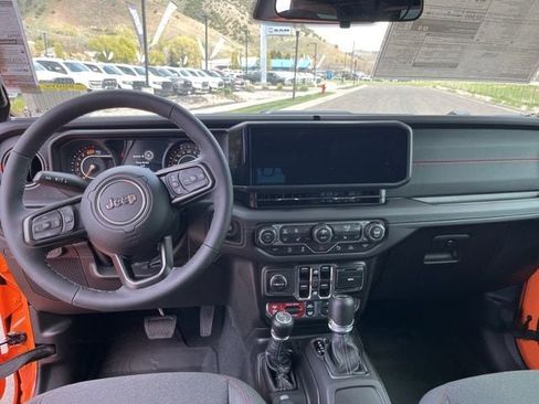 New 2026 Jeep Wrangler Unlimited Rubicon image 18