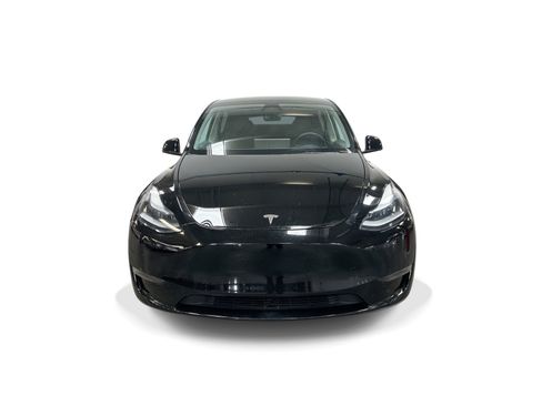 Certified 2023 Tesla Model Y Long Range AWD/4WD image 2