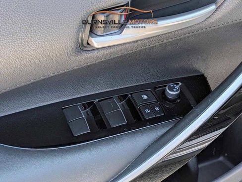 Used 2020 Toyota Corolla XSE FWD image 15
