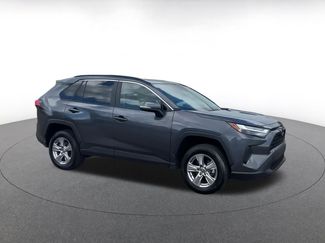 Used 2025 Toyota RAV4 XLE video 2